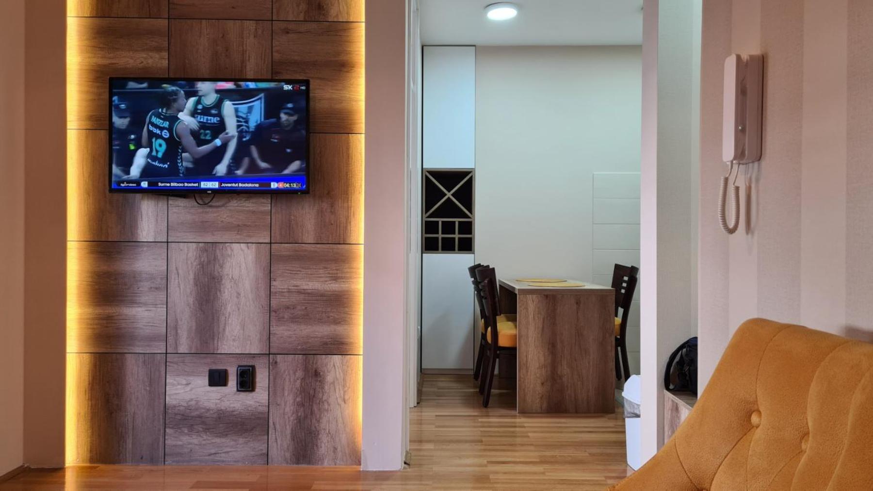 Apartmani Simic Quatro Валево Экстерьер фото