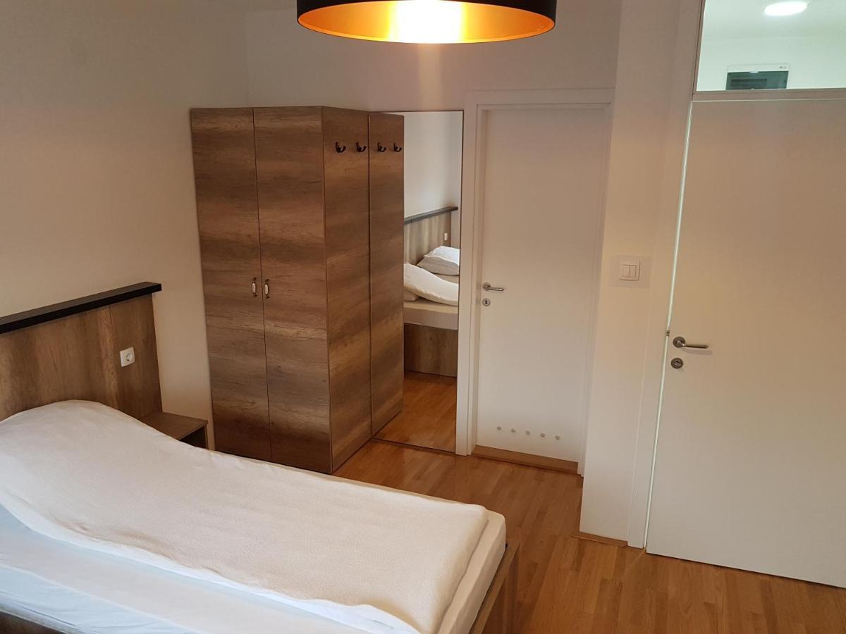 Apartmani Simic Quatro Валево Экстерьер фото