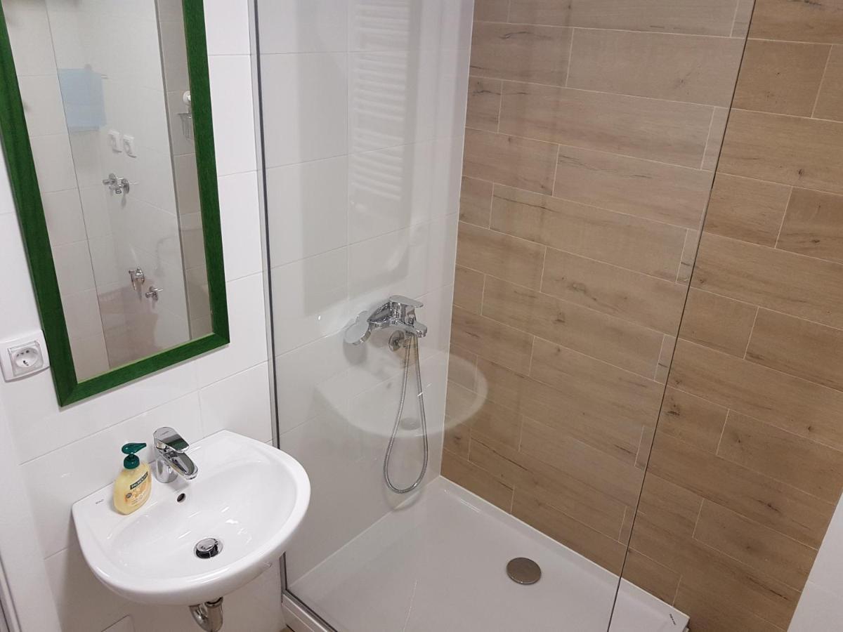Apartmani Simic Quatro Валево Экстерьер фото