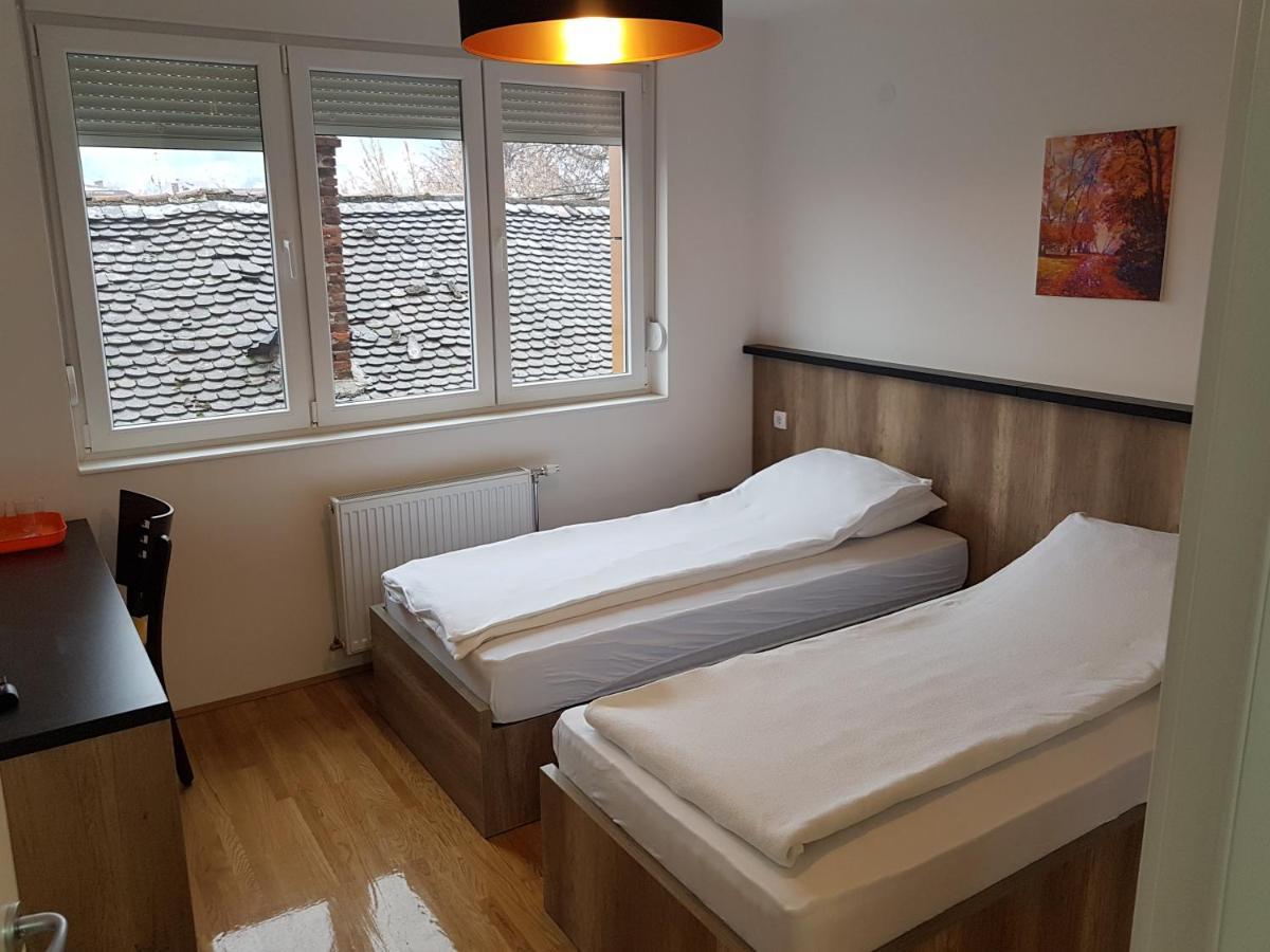 Apartmani Simic Quatro Валево Экстерьер фото